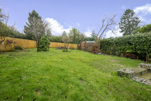 Photo 13- click for photo gallery